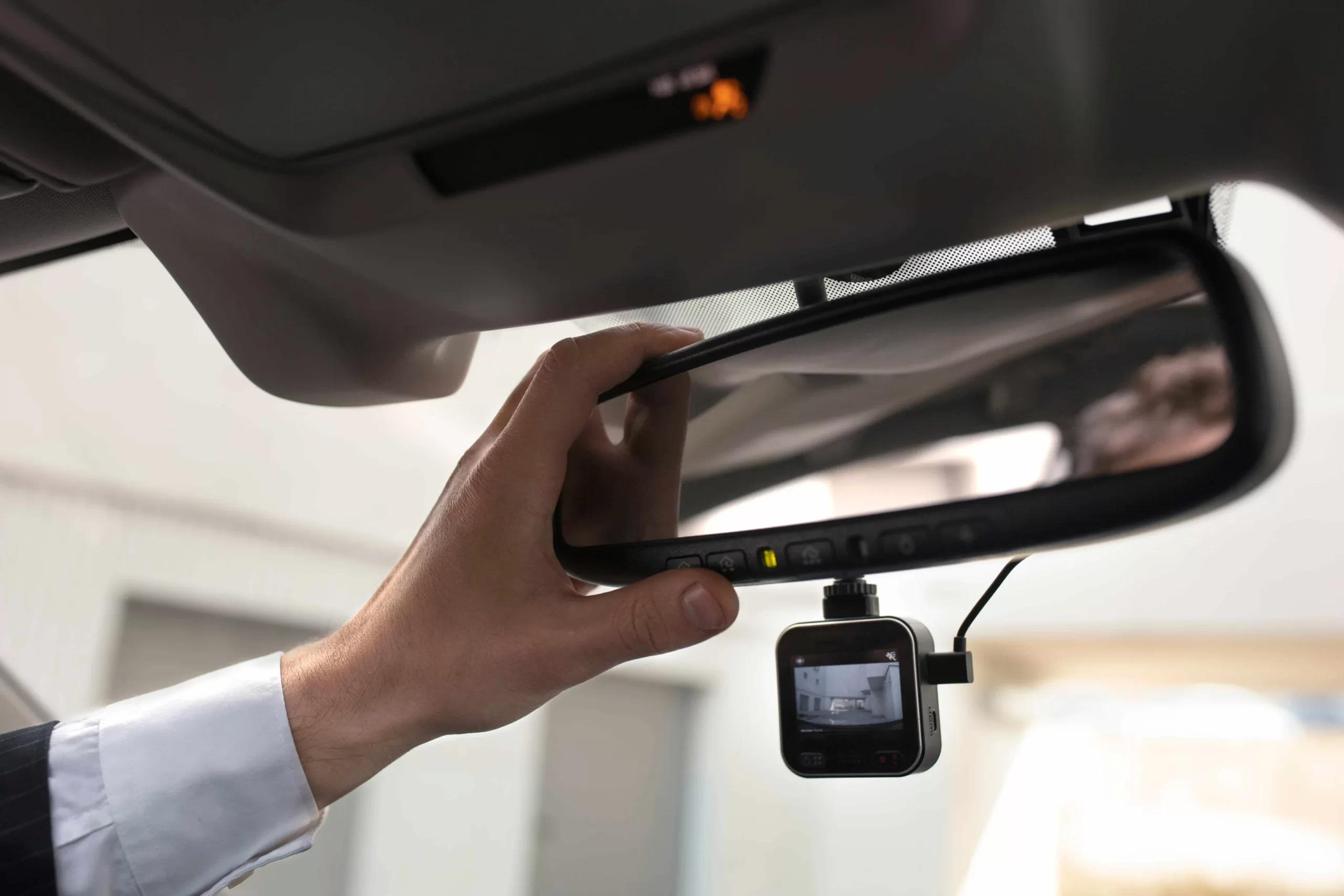 Read more about the article Does Having a Dash Cam Lower Insurance Costs?