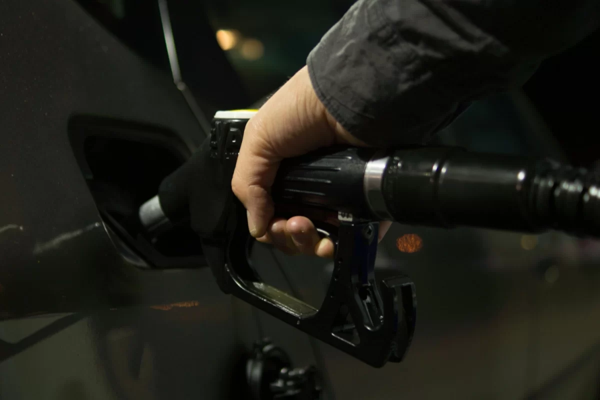 What’s a Fuel Tracking Device, and Do I Need It?